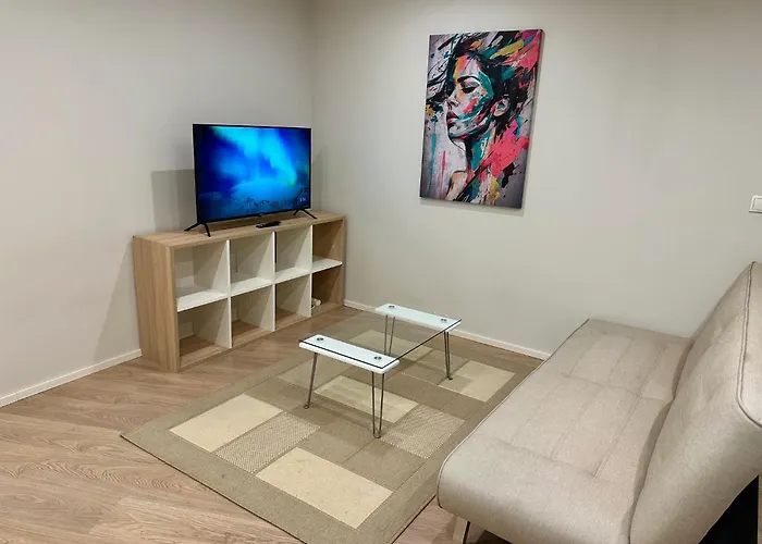 Location With Wide Bath Apartment *