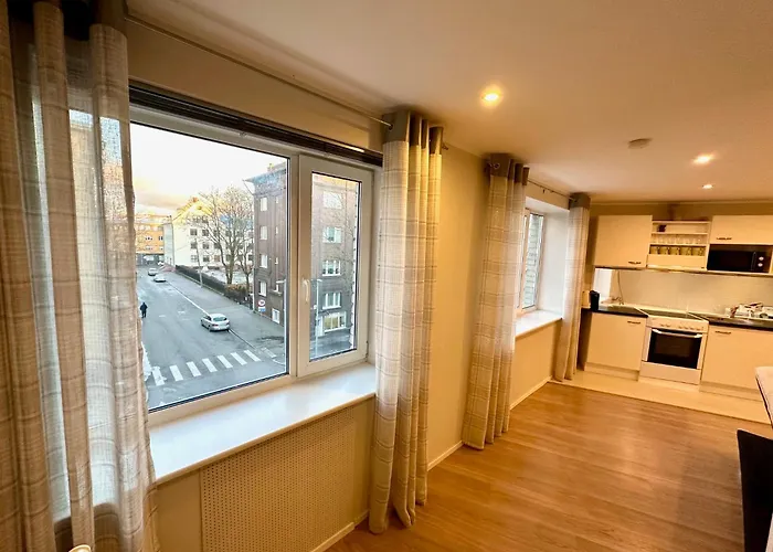 Location With Wide Bath Lägenhet